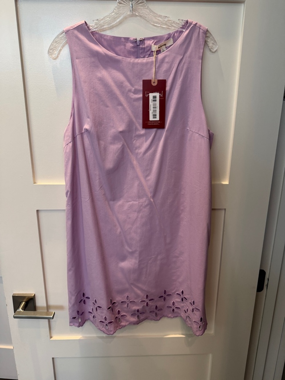 Sleeveless Lavender Shift Dress with Laser-Cut Hem